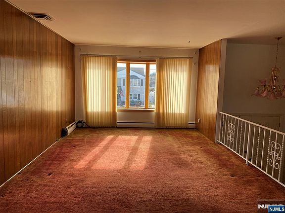 4th image of 95 Atkins Ter