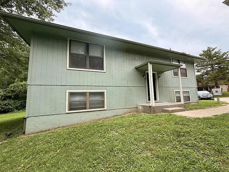 505 Sycamore St — Photo 1
