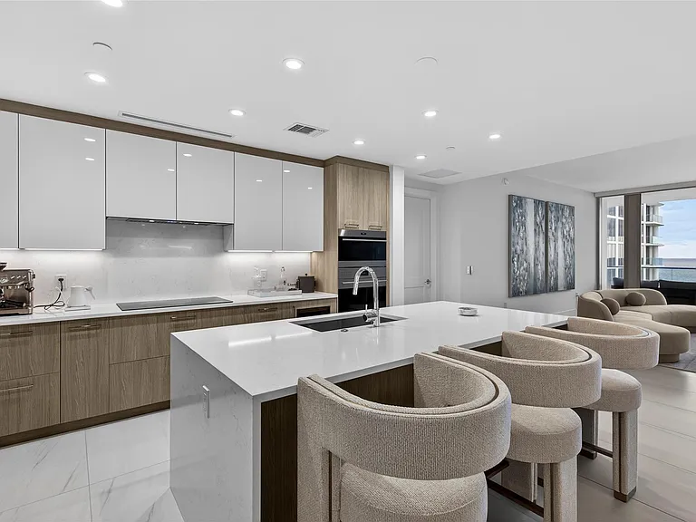 153 N Seabreeze Blvd #1901 — Photo 14