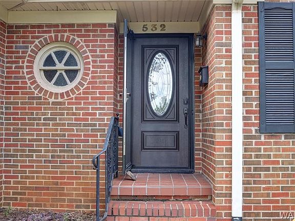 5th image of 532 Avalon Pl