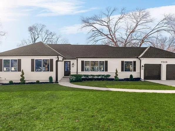 9508 Buena Vista St, Overland Park, KS 66207
