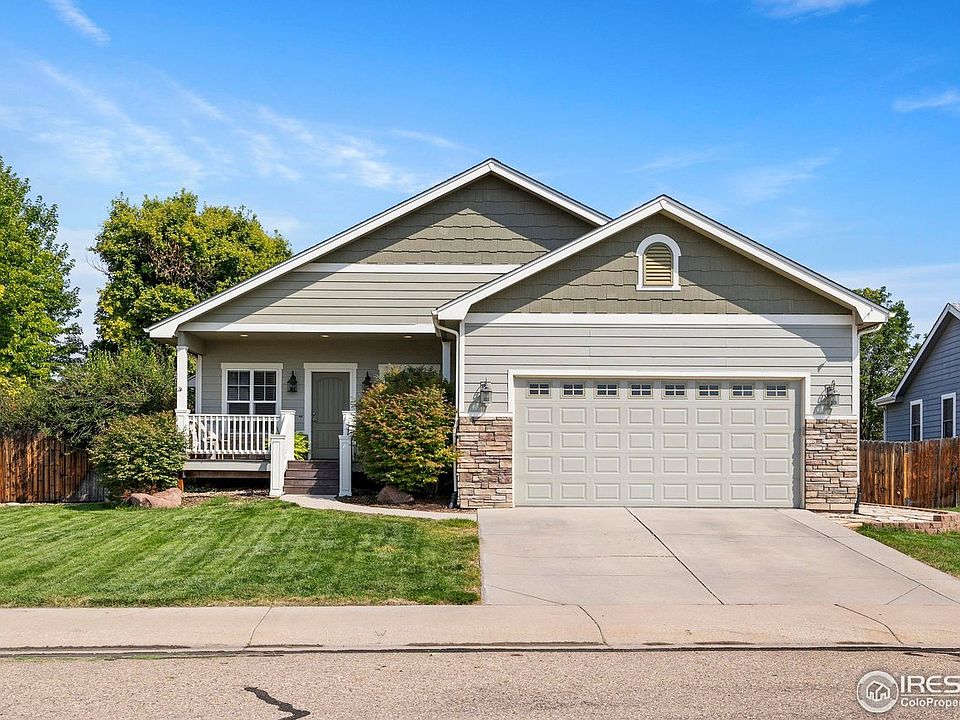 1st image of 365 Amber Dr
