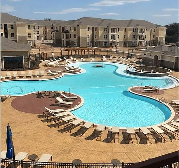 Sparkling Pool