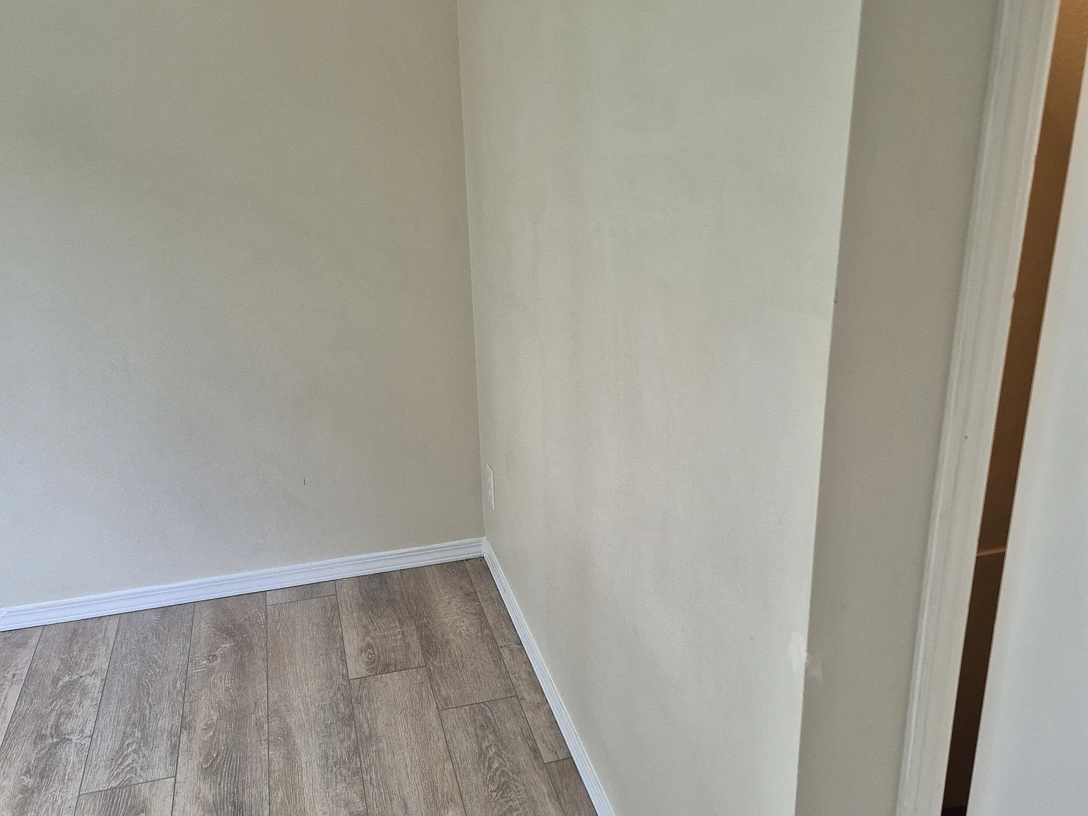 2 bed, 1400 sqft, $2,100 — Photo 4