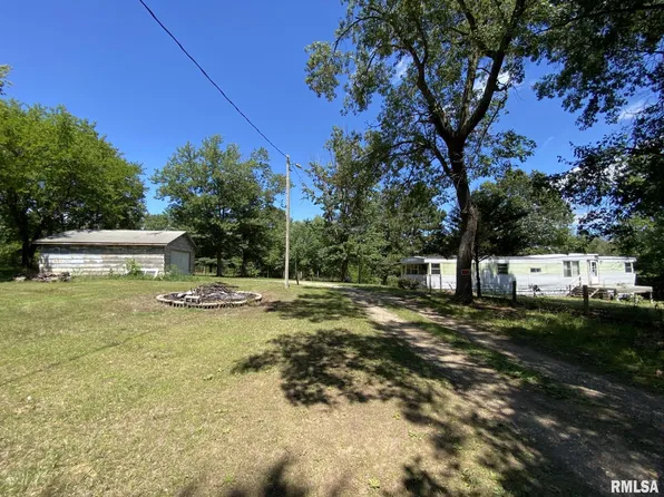 2715 Township Road 1350, Oquawka, IL 61469