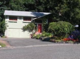 19753 40th Ct NE, Lake Forest Park, WA 98155