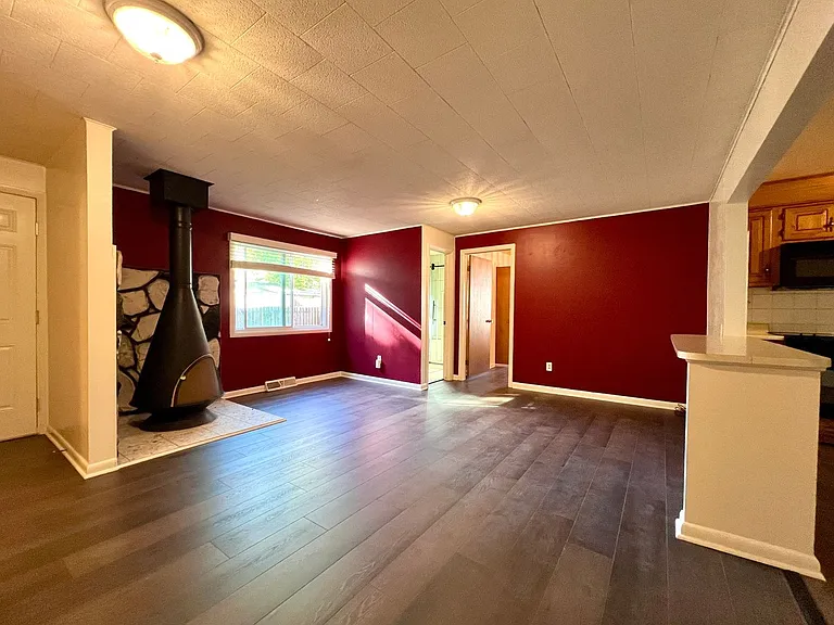 2449 Otis St — Photo 28