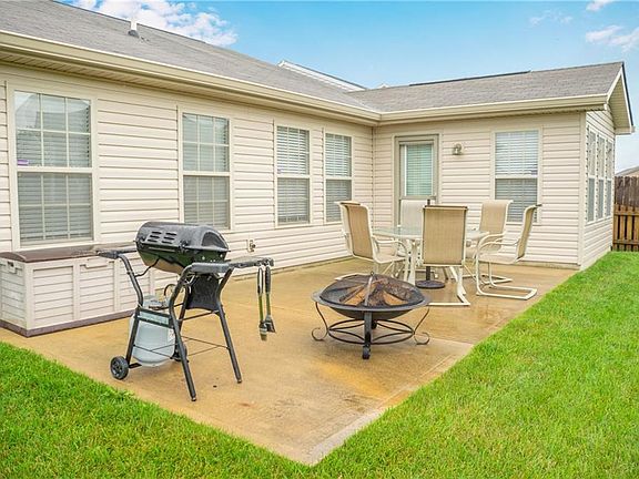 5th image of 6334 Emerald Springs Dr