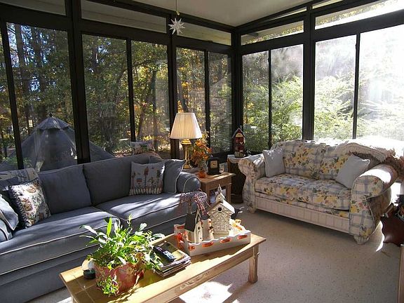 Fantastic Sunroom!