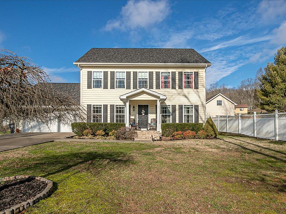 1st image of 3641 Deland Dr