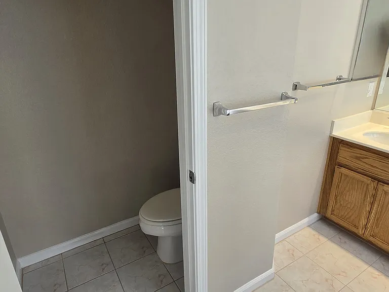 3292 Chateau Du Lac — Photo 18