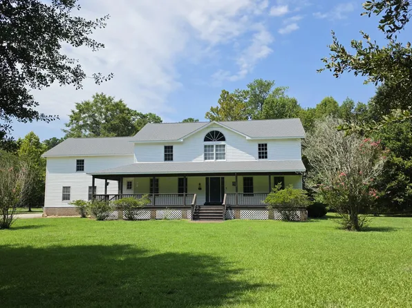 347 Sandy Point Drive, Beaufort, NC 28516