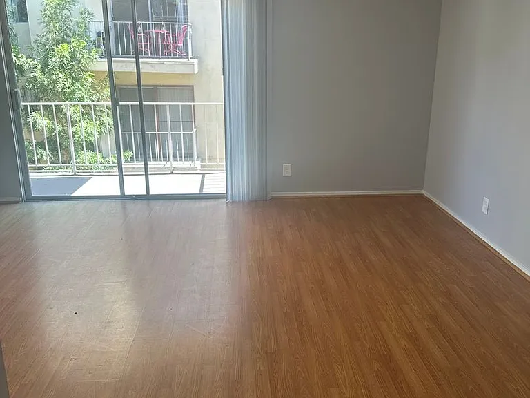 400 S. Kingsley Drive — Photo 43