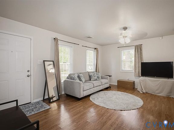 5th image of 4636 Twelveoaks Rd
