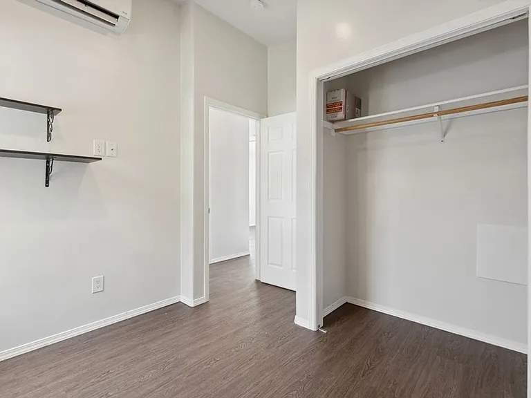 265B Texas Ave — Photo 12