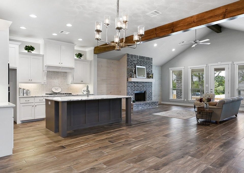 1st image of 4011 Brownway Dr