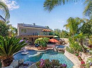 22019 Gold Canyon Dr, Saugus, CA 91390