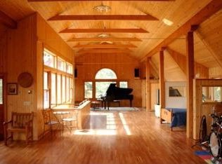 885 Mount Woolard Rd, Eastsound, WA 98245