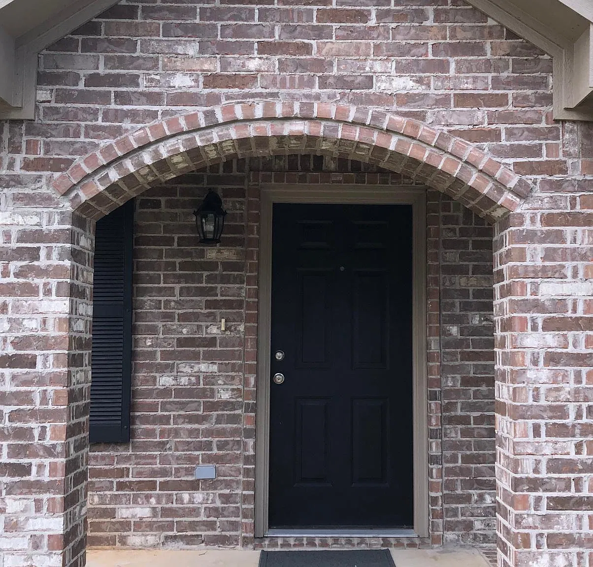 1124 E Dawson St — Photo 2