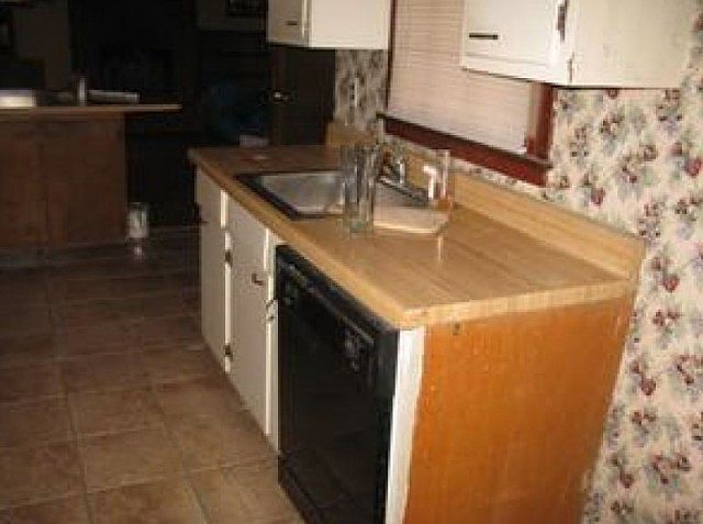 2nd image of 4774 Violet Ave