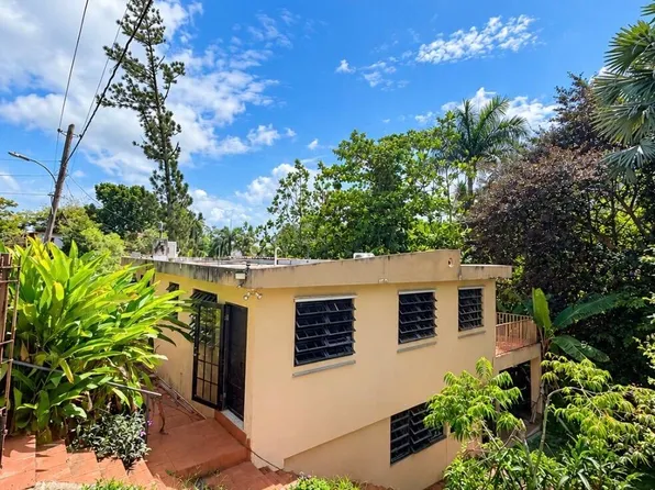 827 Bo Ortiz 3, Toa Alta, PR 00953