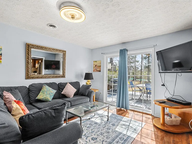 119 Misty Pine Dr — Photo 1