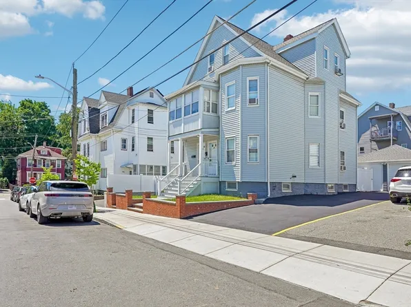 29 Harvey St, Everett, MA 02149