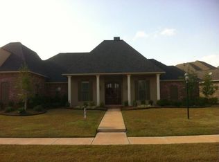 945 E Rochel Dr, Shreveport, LA 71115
