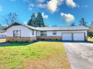 2 Simms St, Summerton, SC 29148