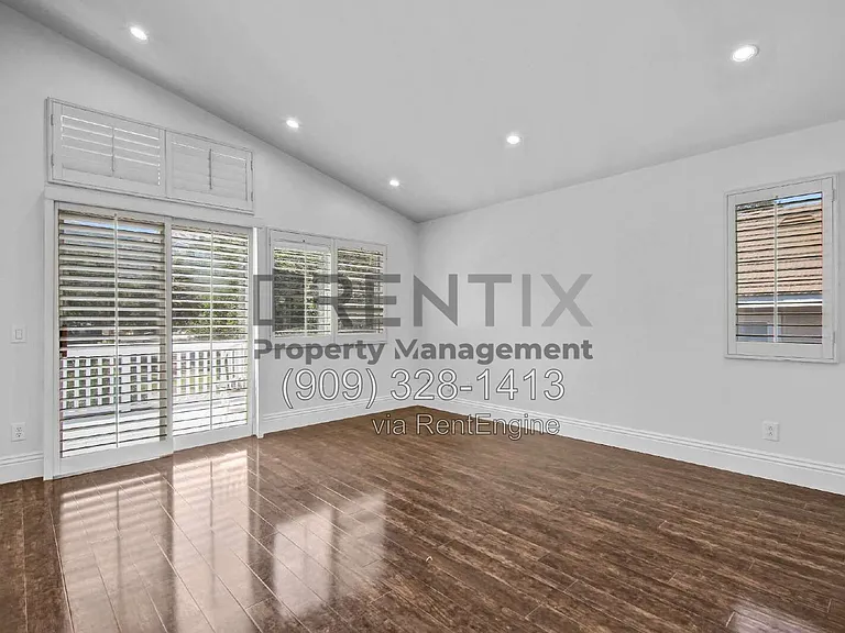 6694 Cowboy St — Photo 24