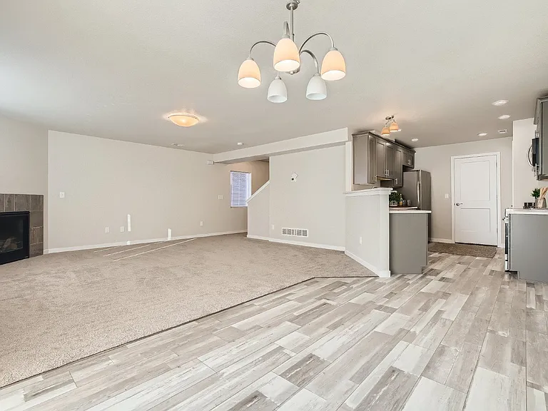 4209 Date St — Photo 11