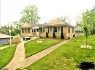 90 N 13th St, Hawthorne, NJ 07506