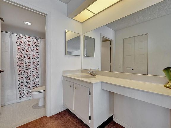 2nd image of 1010 S Ocean Blvd APT 517