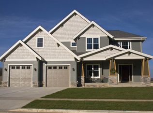 810 Sunset Dr, Lodi, WI 53555