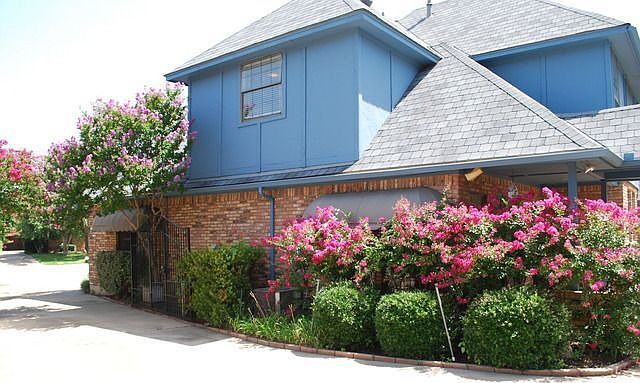 2nd image of 6602 Parkside Ct
