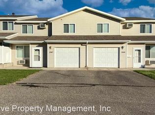 2067 14th St NW, Minot, ND 58703