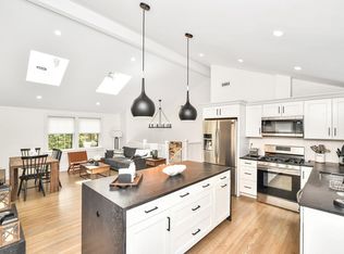 268 Meetinghouse Rd, Mashpee, MA 02649