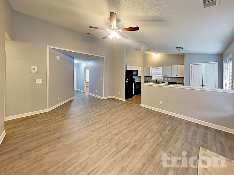 891 Anchor Way NE — Photo 3