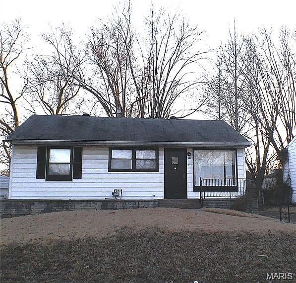 1st image of 338 Lancashire Rd
