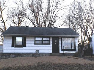 338 Lancashire Rd, Saint Louis, MO 63137