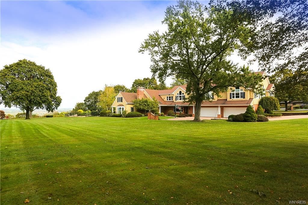 699 Mountain View Dr, Lewiston, NY 14092 Zillow