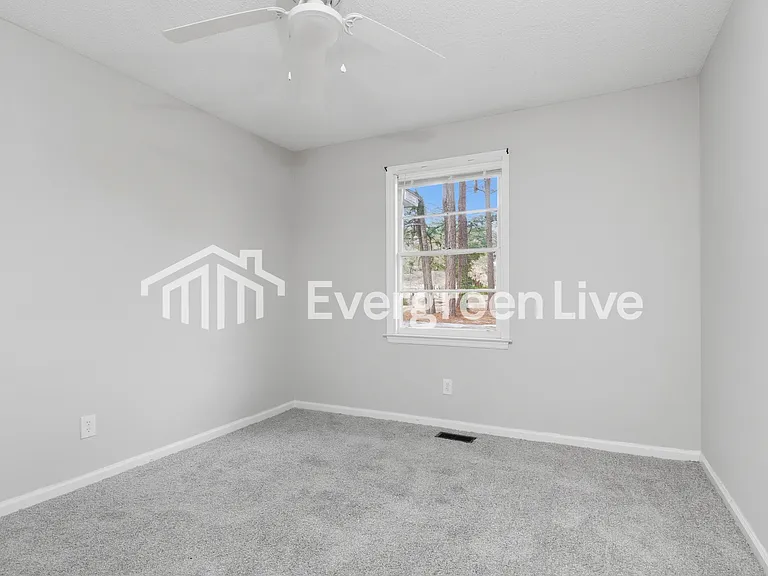 201 Harmon Hill Ct — Photo 9