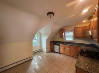 104 Sycamore St, Somerville, MA 02145