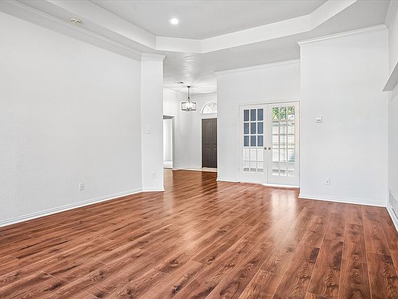 5th image of 8136 Mount Shasta Cir