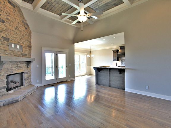 5th image of 13 Collette Ct #108-lot 108