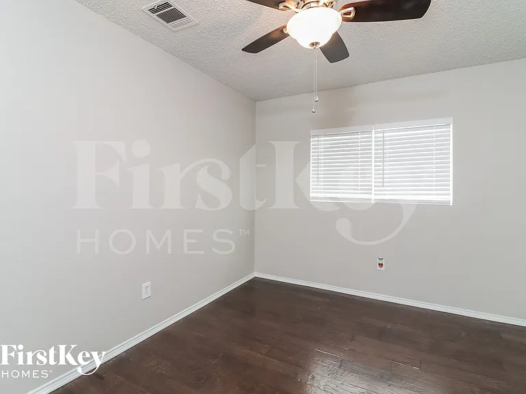 6200 Winnebago Ct — Photo 13
