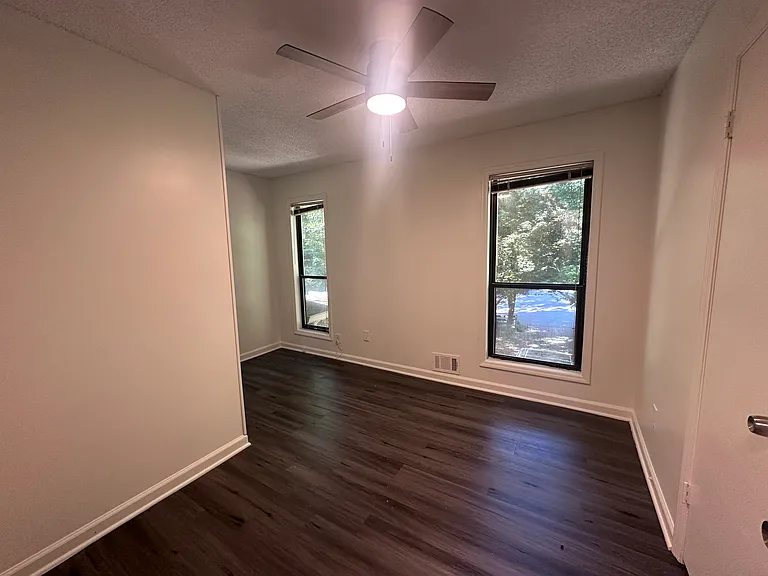 102 Southfork Dr — Photo 10