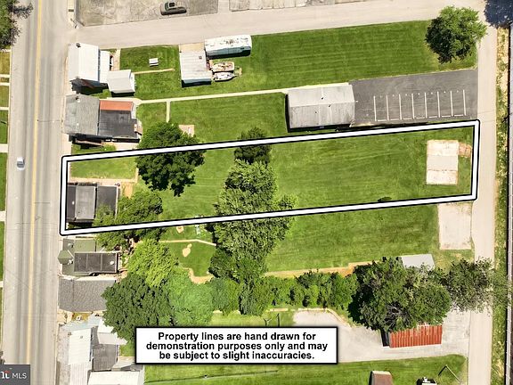 5th image of 86 S Main St