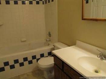 4th image of 6157 S Middlewood Cir