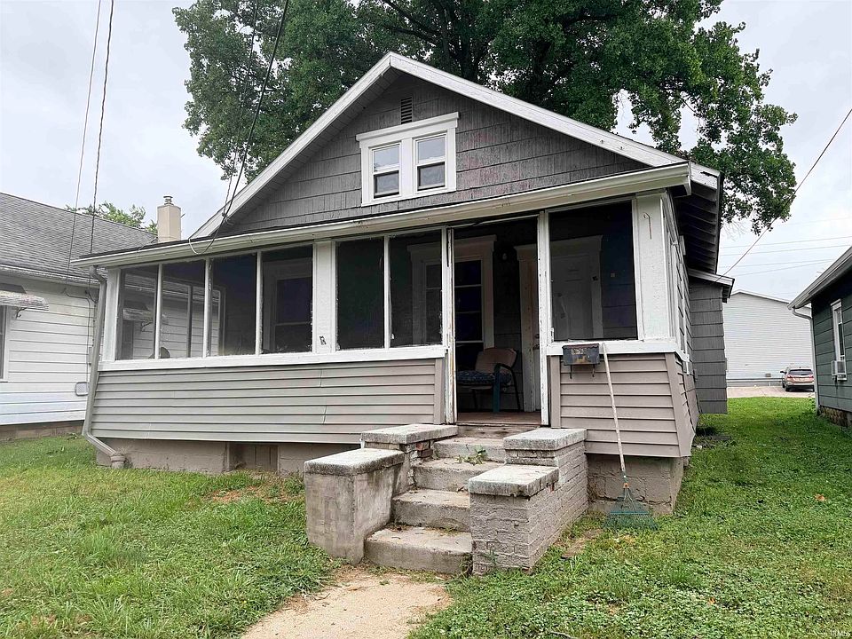 1st image of 1602 W Adams St